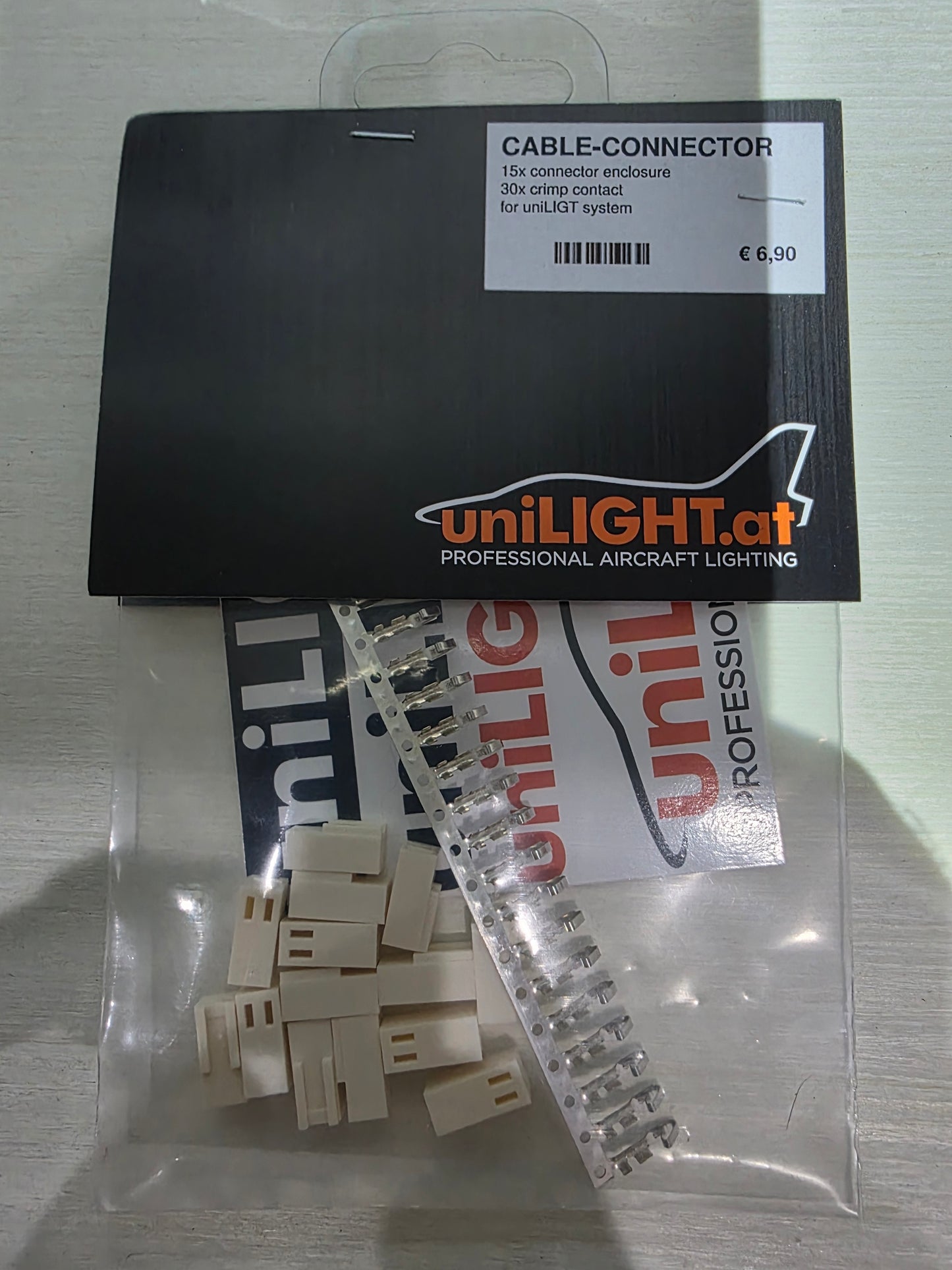 Unilight Cable Connector