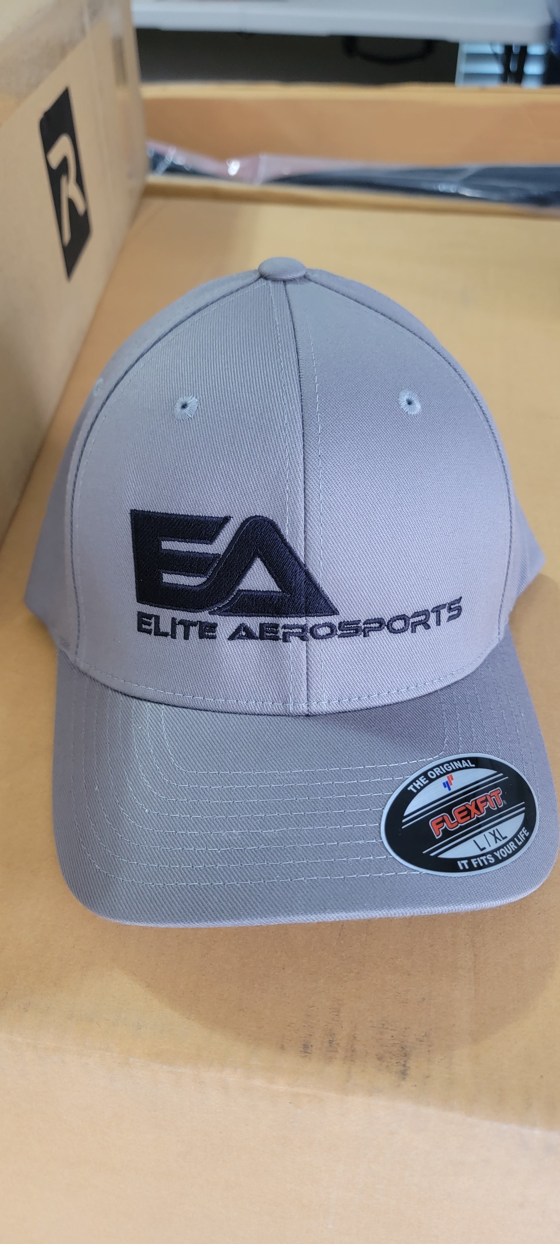– L/XL Aerosports EA Hat Flexfit Elite